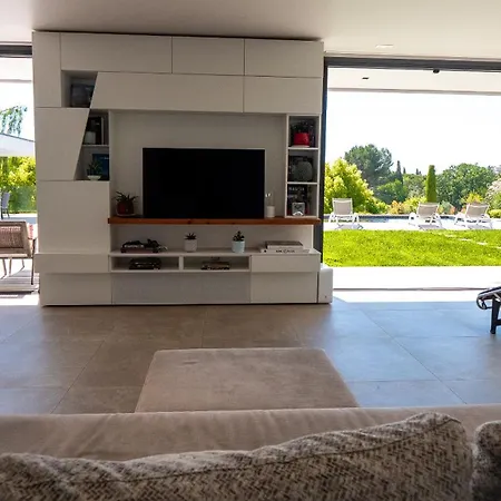 Villa Contemporaine Classee 5 Etoiles Avec Piscine